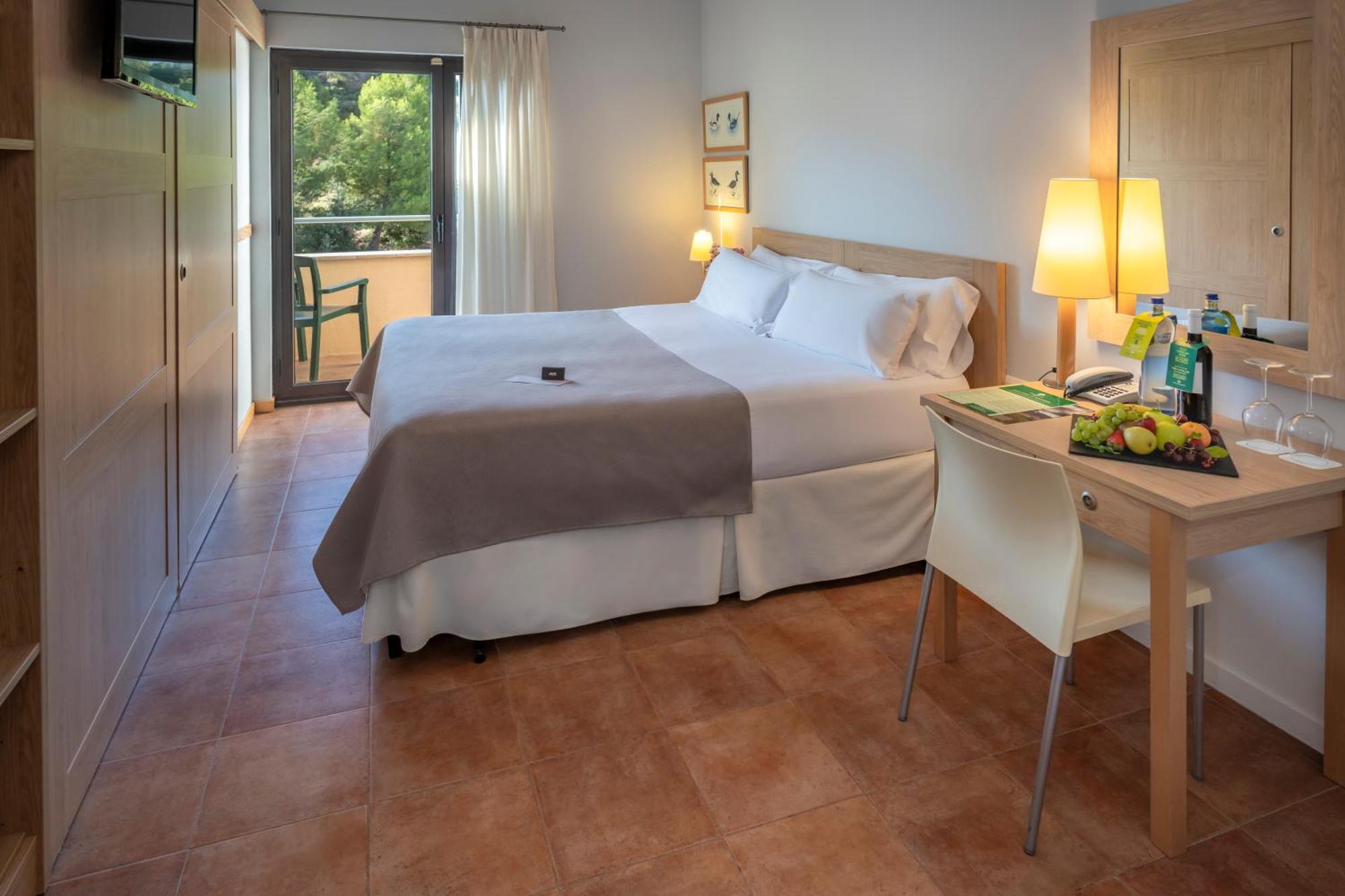 Hotel & Resort Vilar Rural D'Arnes By Serhs Hotels Sant Carles De La Rapita Exterior photo