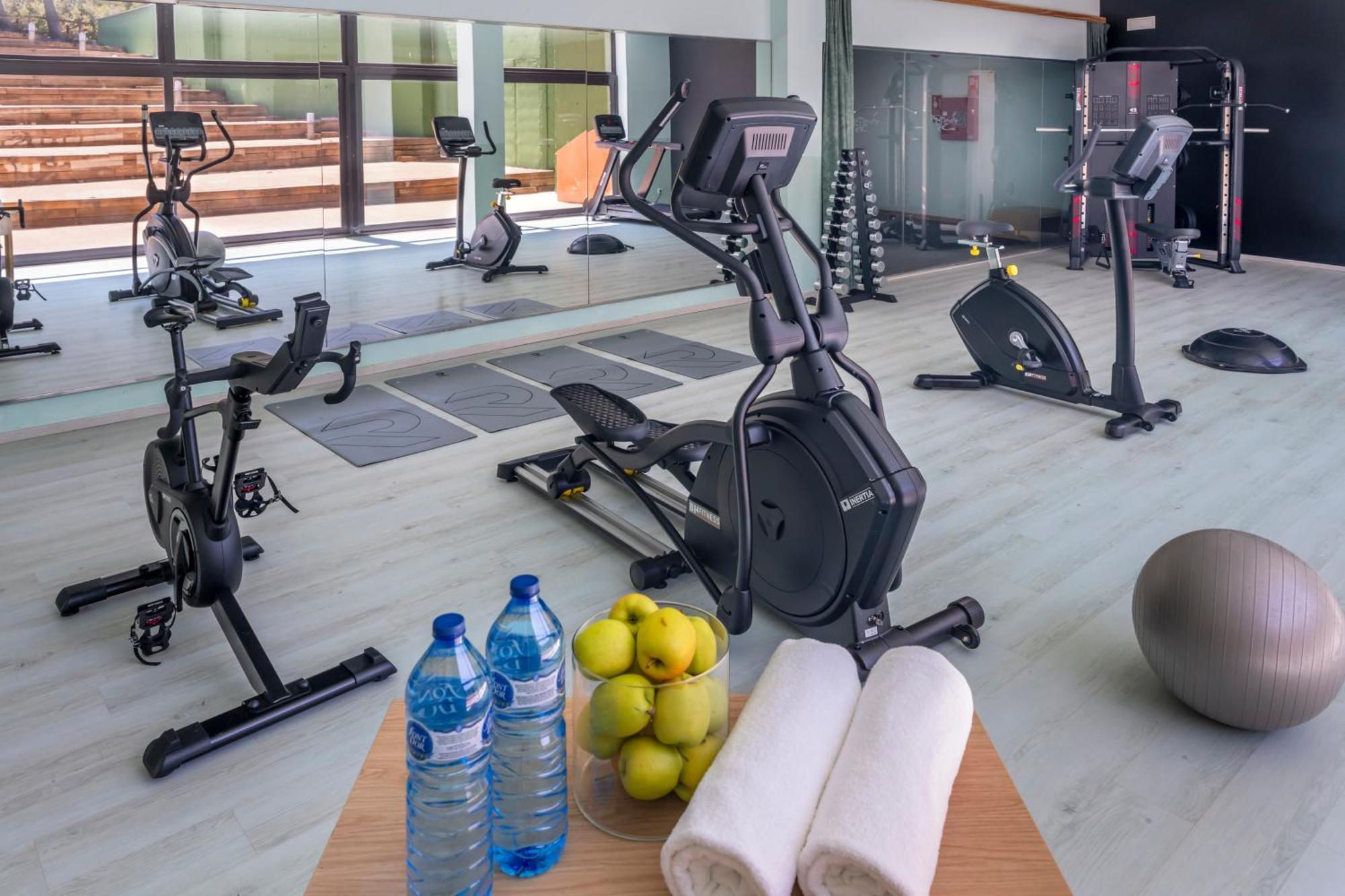 Hotel & Resort Vilar Rural D'Arnes By Serhs Hotels Sant Carles De La Rapita Exterior photo